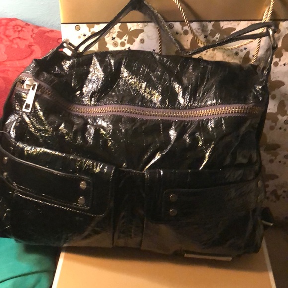 Matt and Nat hobo crinkle  patent leather - Picture 2 of 6